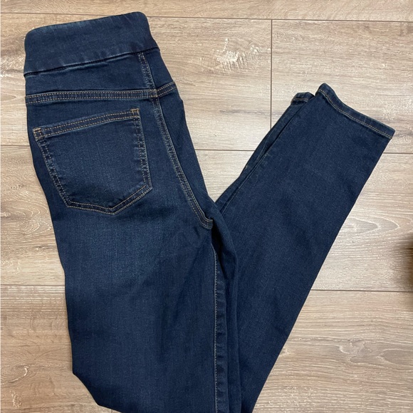 Chicos Women’s Pull On Jegging - Picture 2 of 3